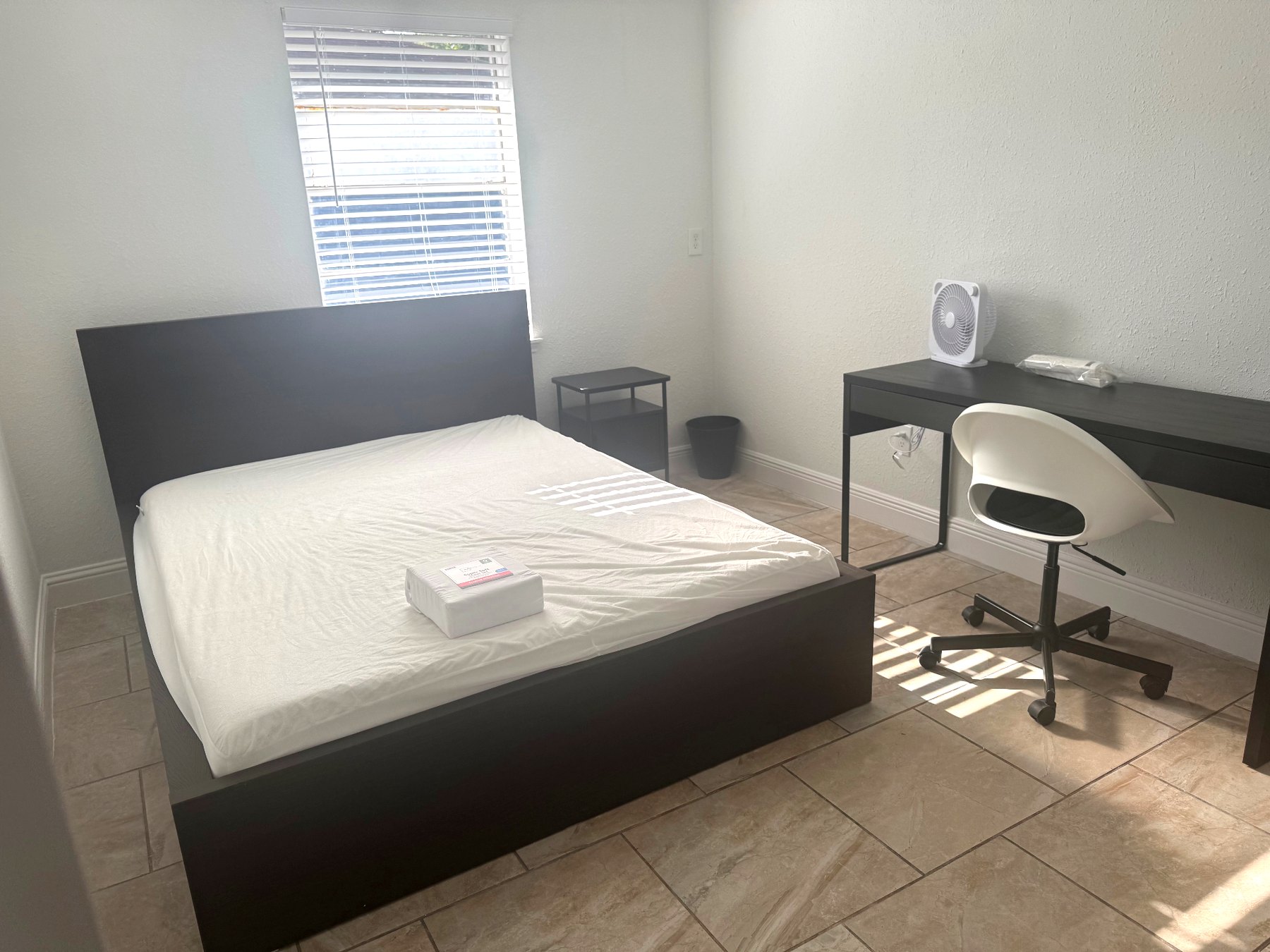 Rinn House — furnished private bedroom